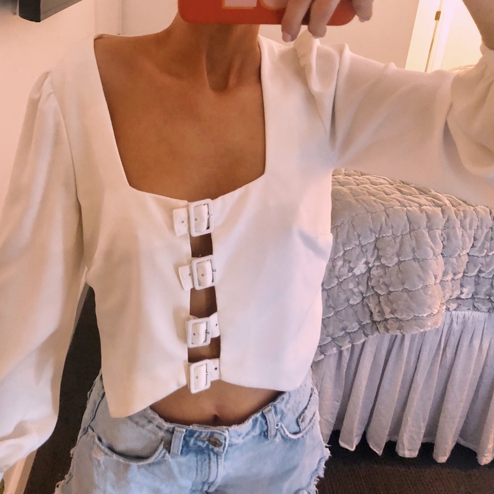 THE EAST ORDER FABEL TOP